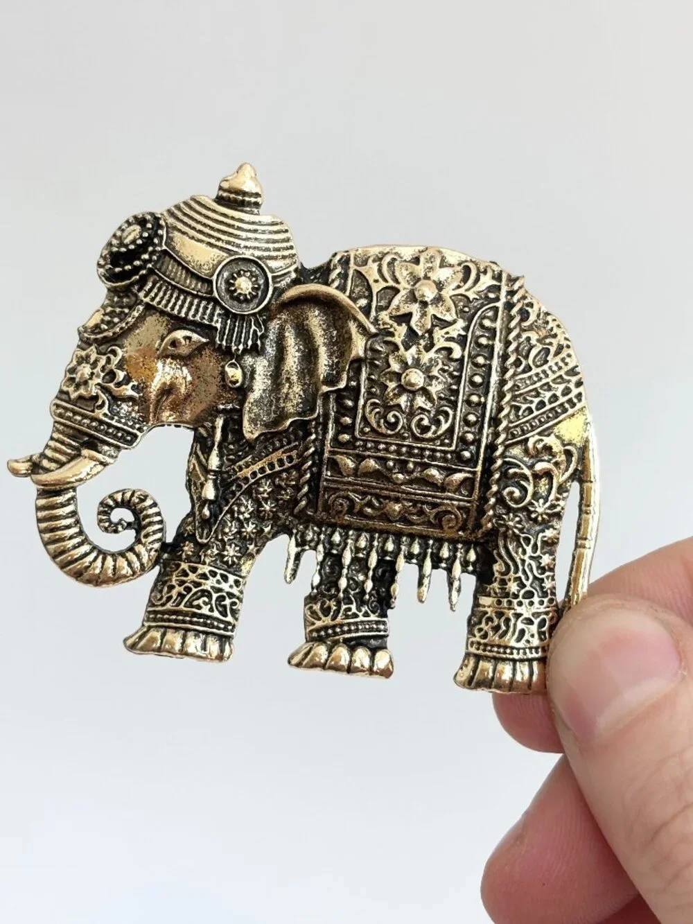 Maharaja Intricate Gold Toned Elephant Figural Textured Vintage Inspired Brooch
